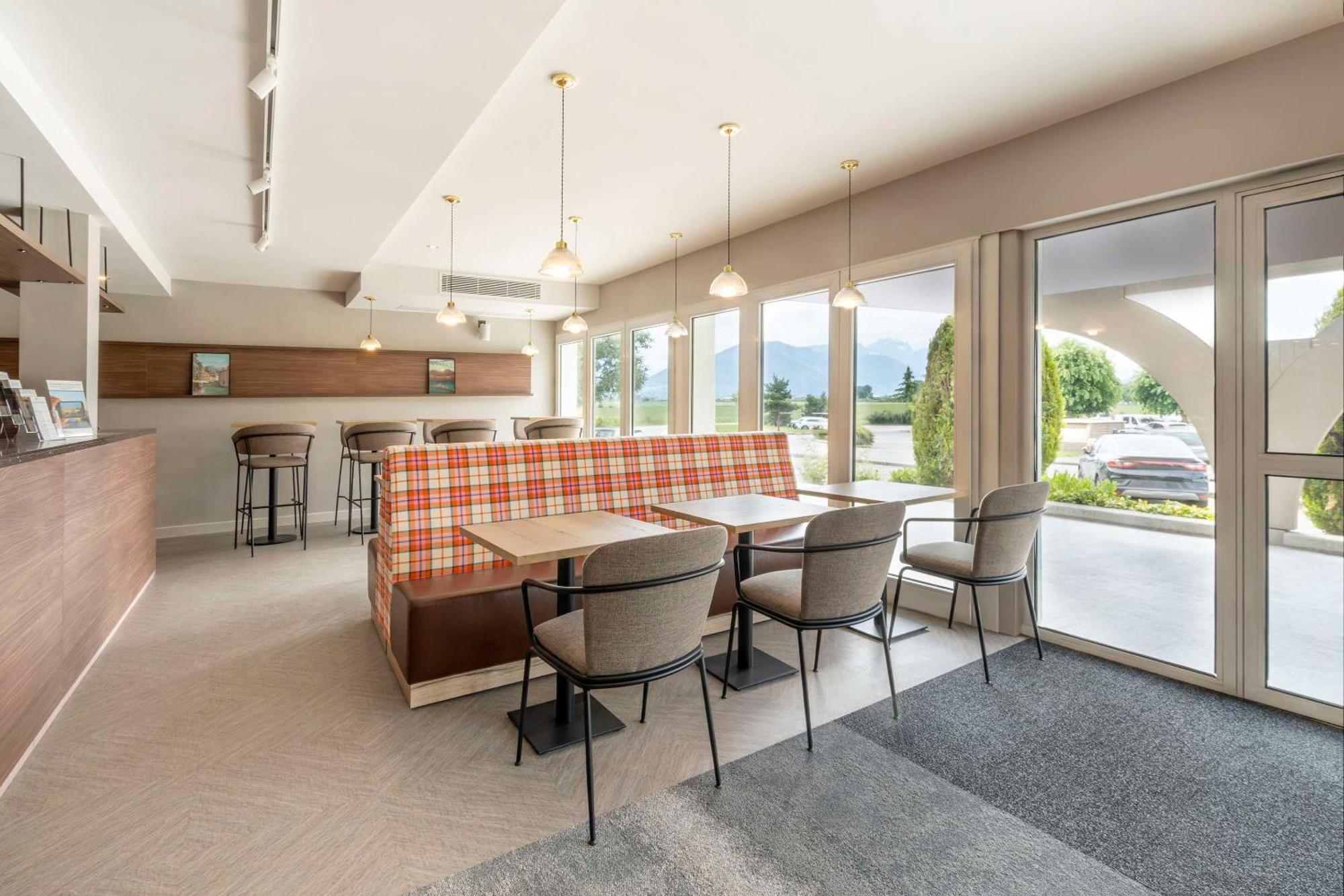 Best Western Kobalt Annecy Nord - Epagny Эпани Мец-Тесси Экстерьер фото